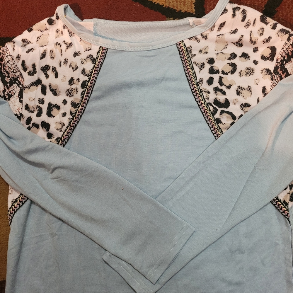💜 New Long Sleeve Top - Picture 9 of 9